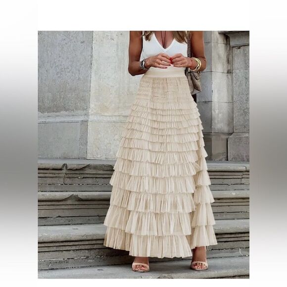 Dresses & Skirts - Elegant Cream Tiered Maxi Skirt